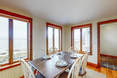 Dream Harbor House And Cottage