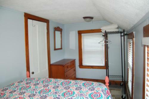 Bayview Cottages & Retreats