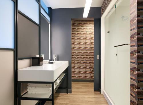 Hotel Aloft Portland Maine