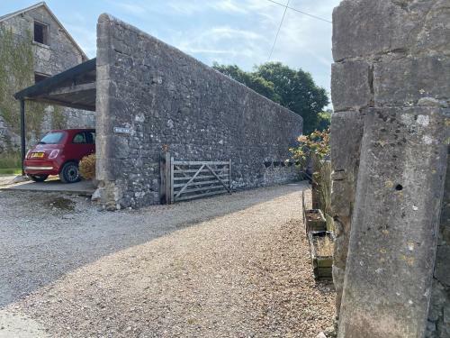 Massive Enclosed Garden & Stunning Views St Asaph