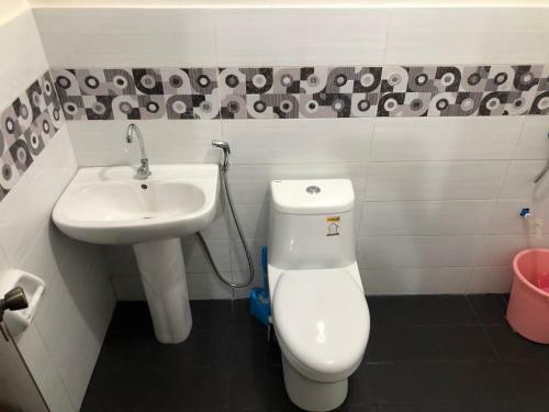 Hostal Rose And Fer Transient House