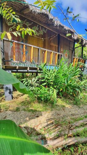 Hostal Hakuna Matata Ecolodge
