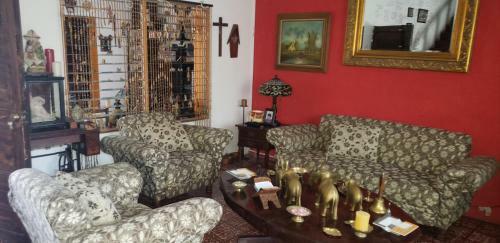Mendoza?s Guest House