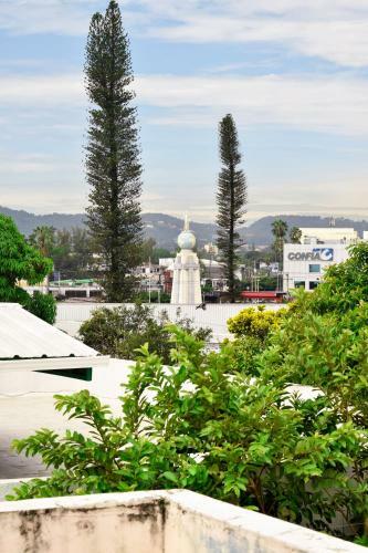 Hotel San Jose de La Monta�a