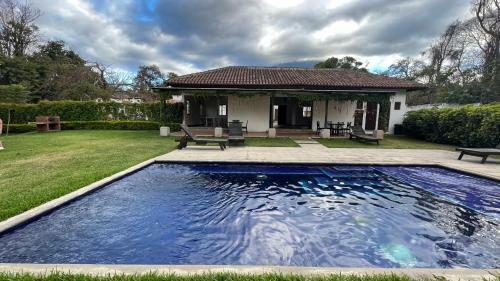 Casa Entre Viajes