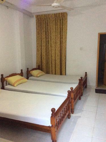 Hostal Sanalee Guest
