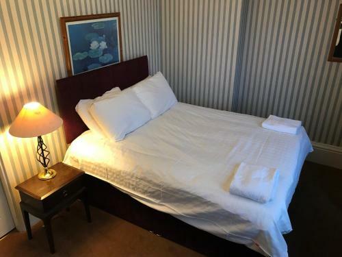 Hostal St.lawrence Hotel