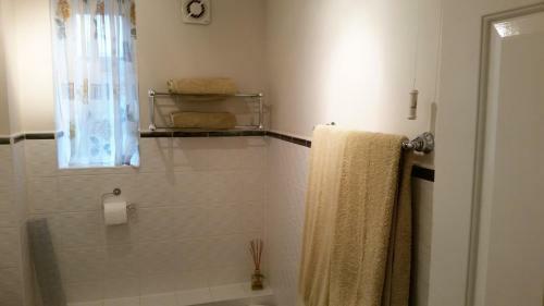 Hostal Hanwell House