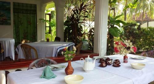 Bed & Breakfast Beni Beach Resort Batticaloa, Sri Lanka