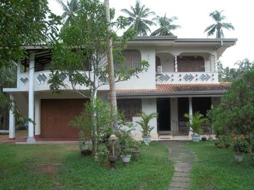 Anura Home Stay