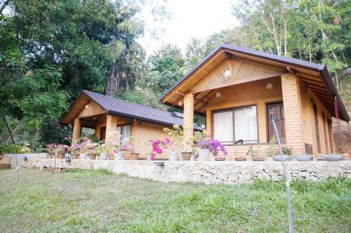 Hotel Mangi's Tranquil Bungalows