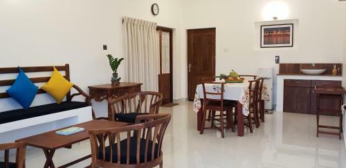 Hostal Mailagama Cinnamon Residence