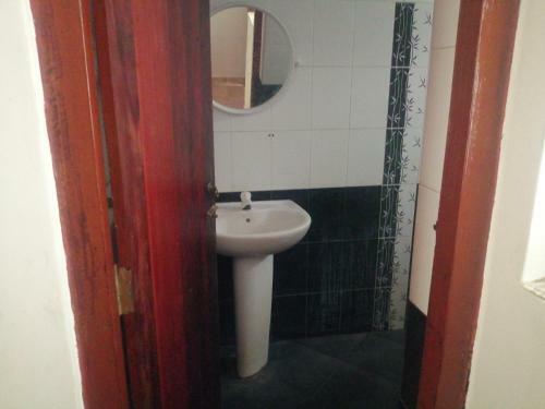 Hostal Siriliya Rest
