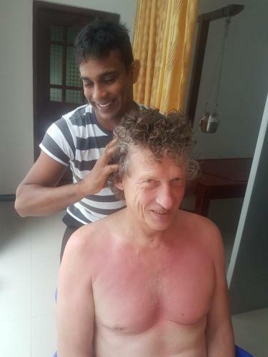 Hostal Gisela Villa & Ayurvedic Treatment Center Spa