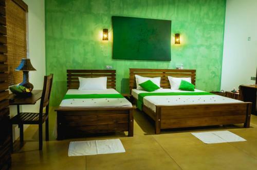 Hotel Garcinia Leaf