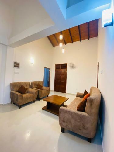Pearl Oyster Villa Hikkaduwa