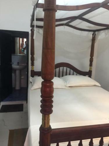 Albergue New Amadeo Beach