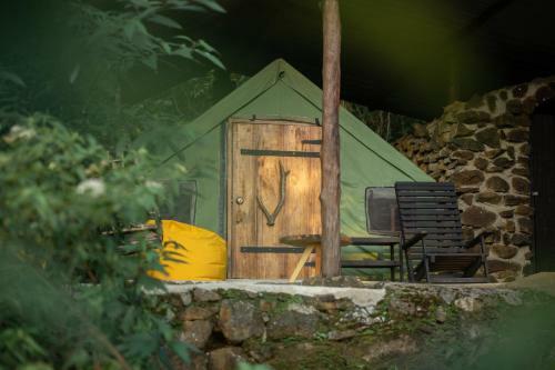 Bed & Breakfast Venture Camps