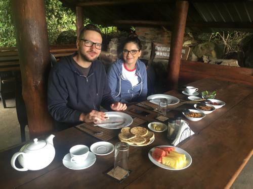 Bed & Breakfast Venture Camps