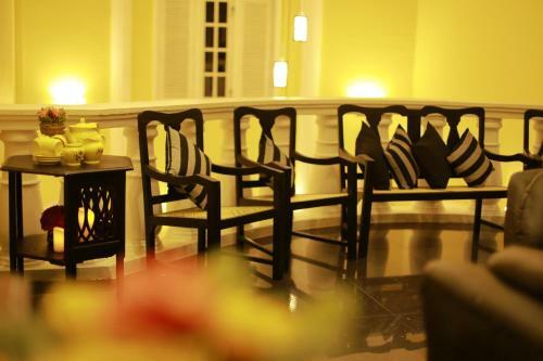 Lodge Mansion In Kandy Valley's