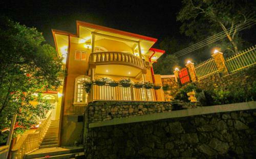 Lodge Mansion In Kandy Valley's