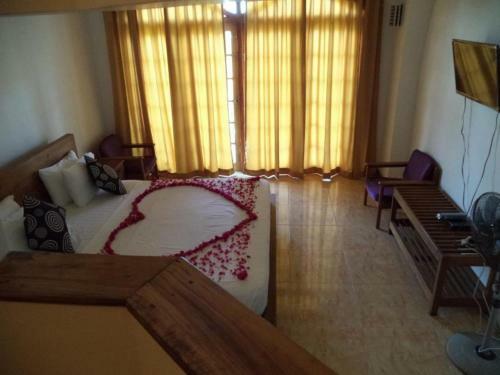 Kandyan Crown Hotel