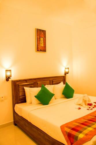 Hotel White Camelot
