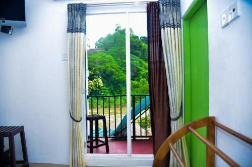 Hotel Rivara Resort & Spa Kandy