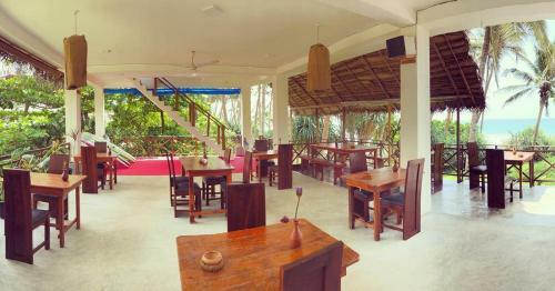 Hotel Leone Paradise Surf Beach