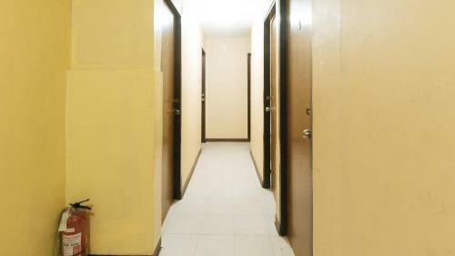 Hotel Cristian Jay Dormitory