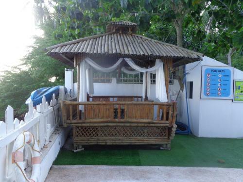 Hotel Island View Coastal Resort