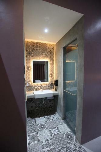 Zenvea Hotel