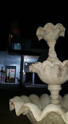 B&s Orchids Suites Hotel