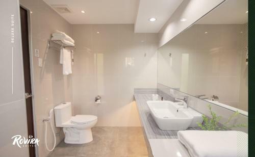 Hotel Rovira Suites
