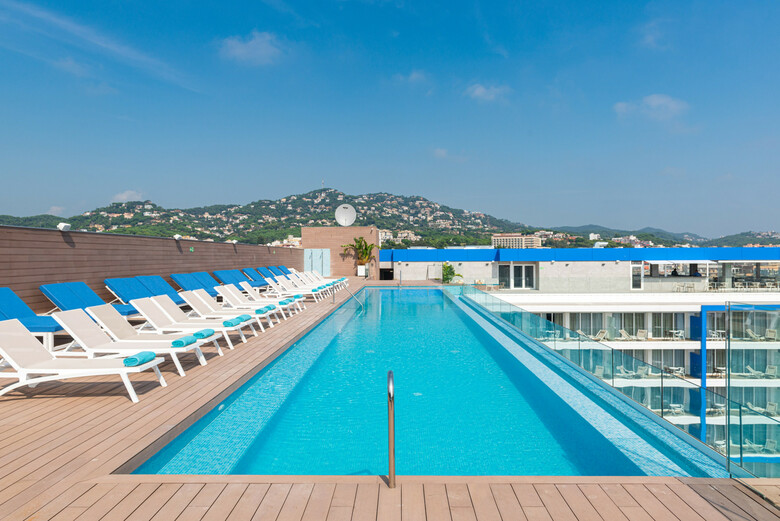 Hotel Azure