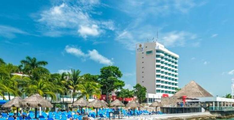 Hotel El Cid La Ceiba Beach
