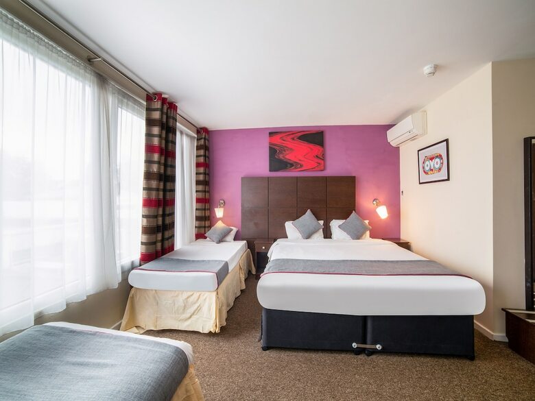 Chiltern Hotel, Luton Airport