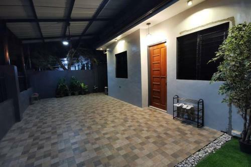 Cozy Home With A Ktv