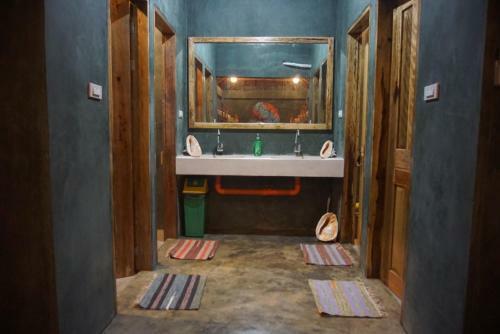 Hiraya Surf Hostel