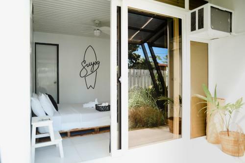 Bed & Breakfast Suyog Life Siargao