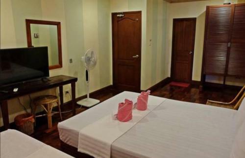 El Nido Beach Hotel