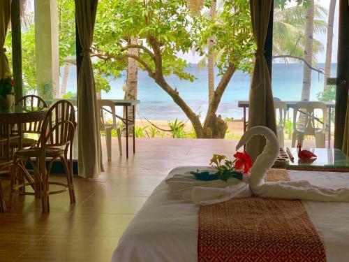 Moon Beach Villas El Nido