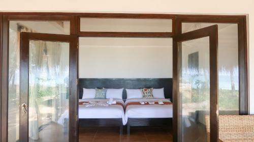 Moon Beach Villas El Nido