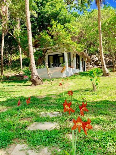 Moon Beach Villas El Nido