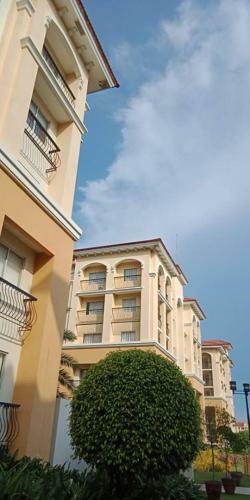 Apartamento Mitch L Guesthouse Studio Units