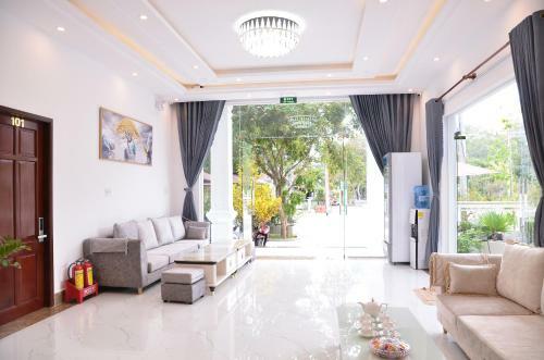 Kim Ng�n II Hotel