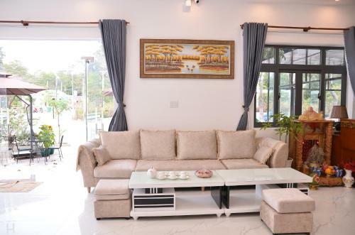 Kim Ng�n II Hotel