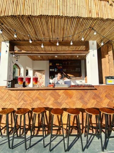 Hasu Village H�a B�nh - Venue Travel