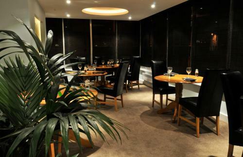 Hostal Westberry Hotel