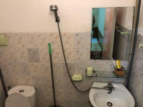 Bed & Breakfast V A Motel